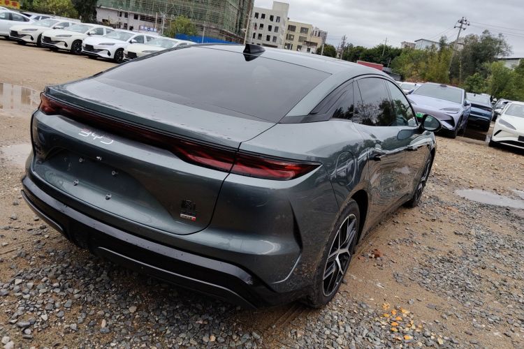 BYD HanL 2025 изображение автомобиля #7