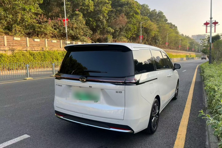 GAC Trumpchi E8 New Energy 2023 car image #7