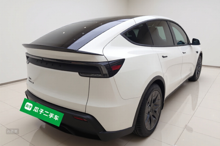 特斯拉 Model Y L 2025 汽车图片 #7