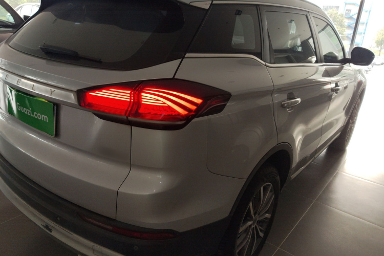 GEELY Boyue 2020 car image #7
