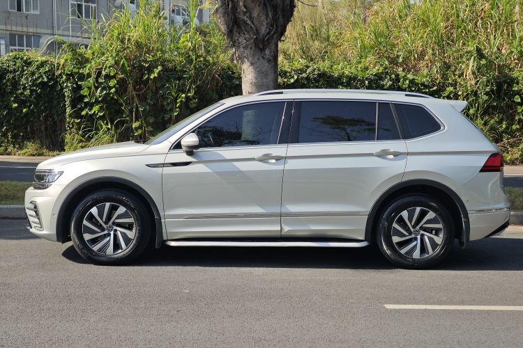 Volkswagen Tiguan L New Energy 2021 imagen de coche #7
