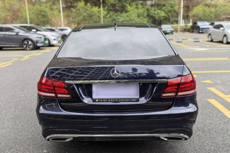 Mercedes-Benz E Class 2015 car image #7