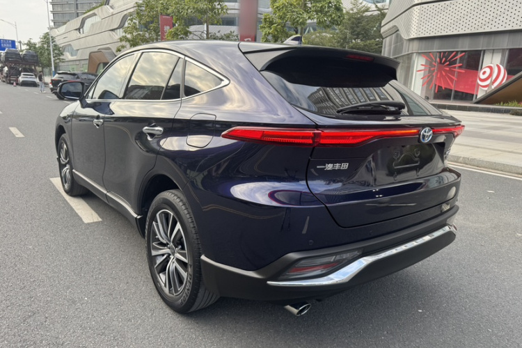 Toyota Harrier 2022 car image #7