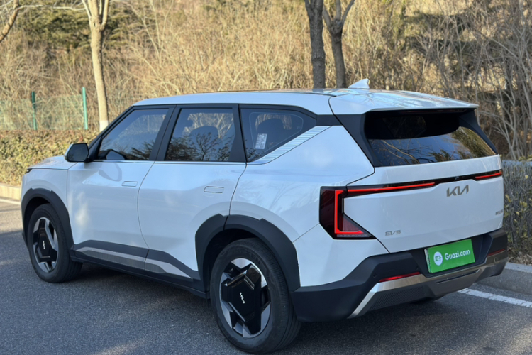 Kia EV5 2025 image de voiture #7