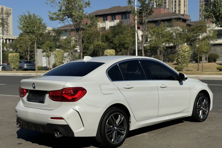 BMW 1 Series 2021 car image #7