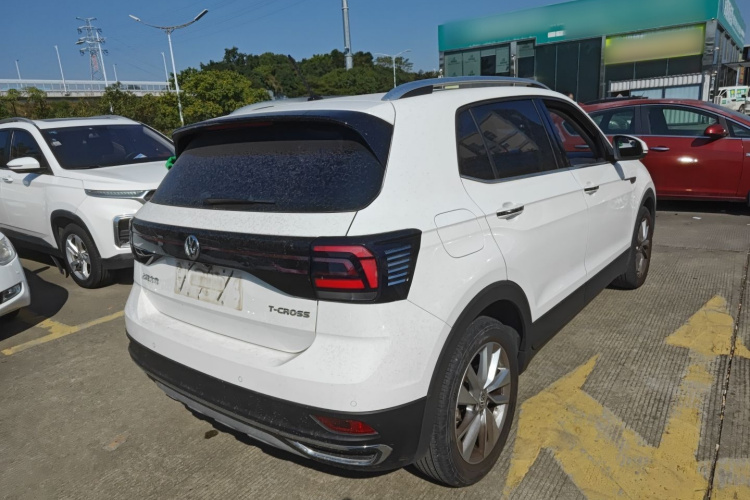 Volkswagen T-Cross 2021 #7 Volkswagen T-Cross 2021 car image #7
