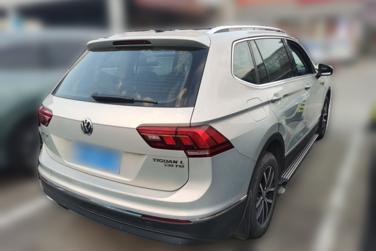 Volkswagen Tiguan L 2018 #7 Volkswagen Tiguan L 2018 car image #7