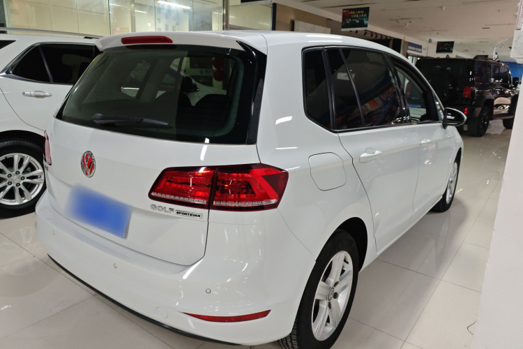 Volkswagen Golf Sportsvan 2018 #7 Volkswagen Golf Sportsvan 2018 car image #7