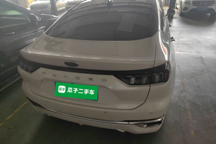Ford Mondeo 2022 car image #7