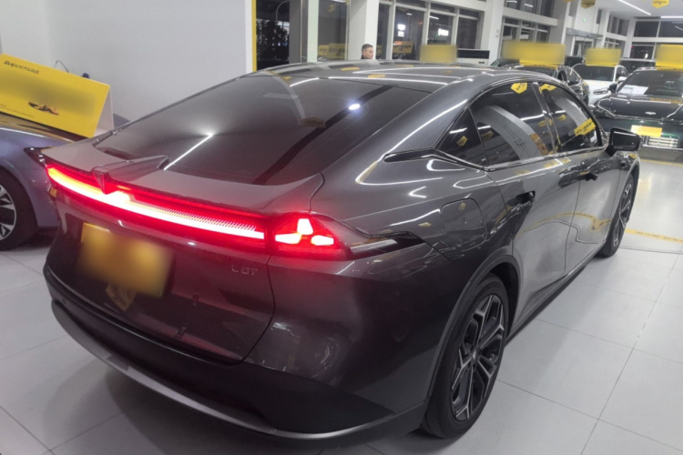 Deepal L07 2024 image de voiture #7