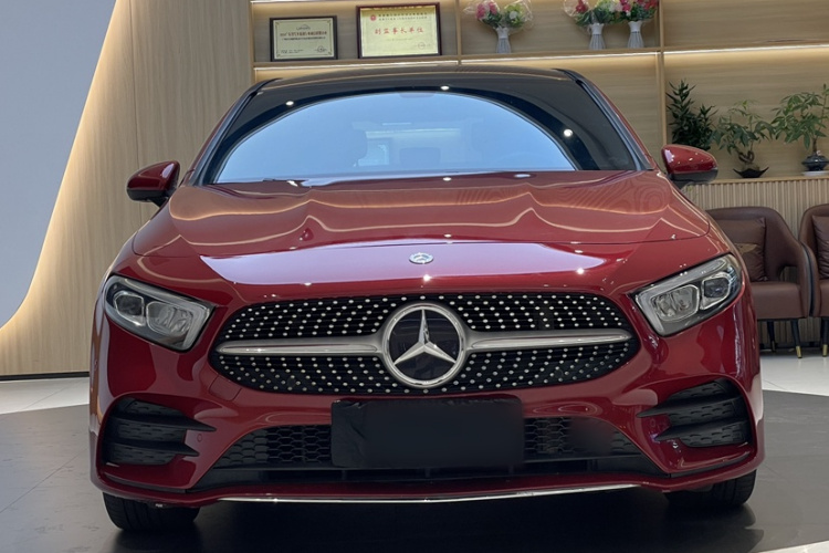 Mercedes-Benz A Class 2020 car image #7