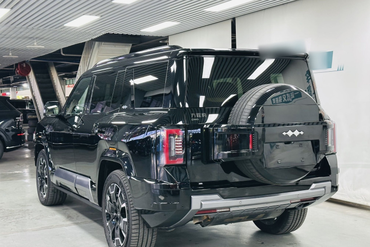 方程豹 豹8 2025 汽车图片 #7