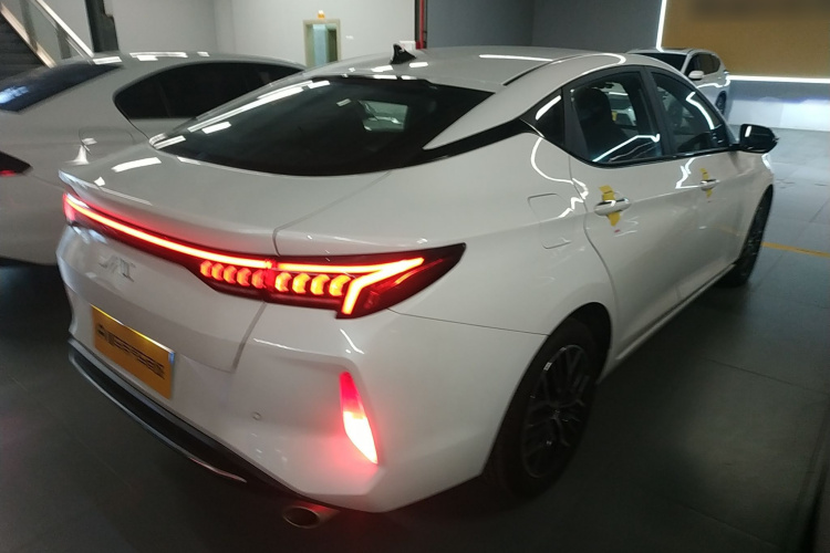 JAC A5 PLUS 2024 car image #7