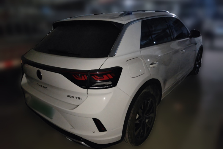 T-Roc 2023 car image #7