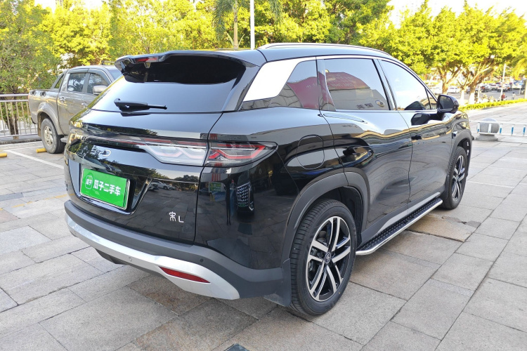 BYD SongL DM-i 2025 car image #7