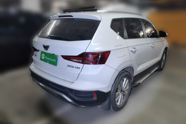 VS5 2019 car image #7