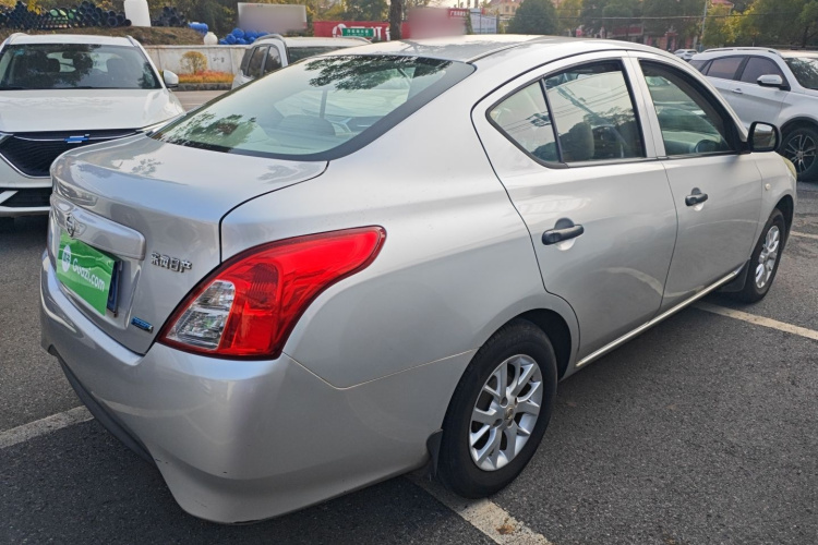 Nissan Sunny 2016 #7 Nissan Sunny 2016 car image #7