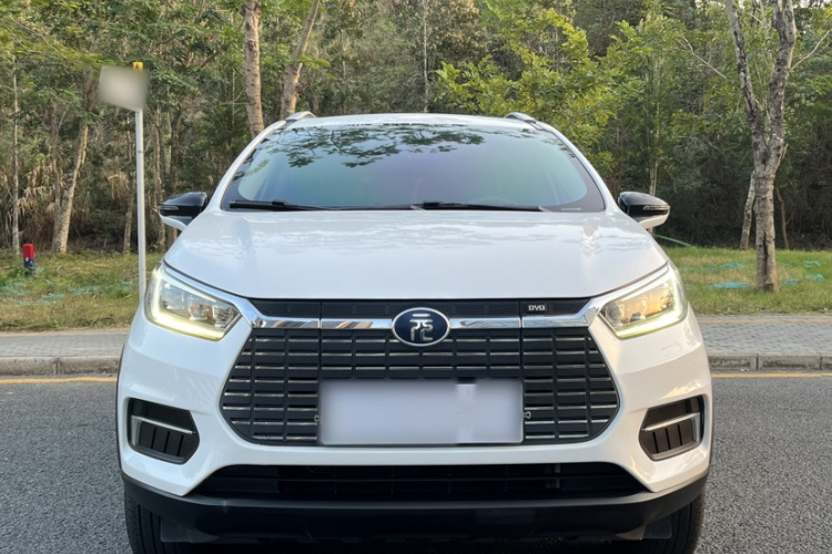 BYD Yuan New Energy 2020 immagine di auto #7