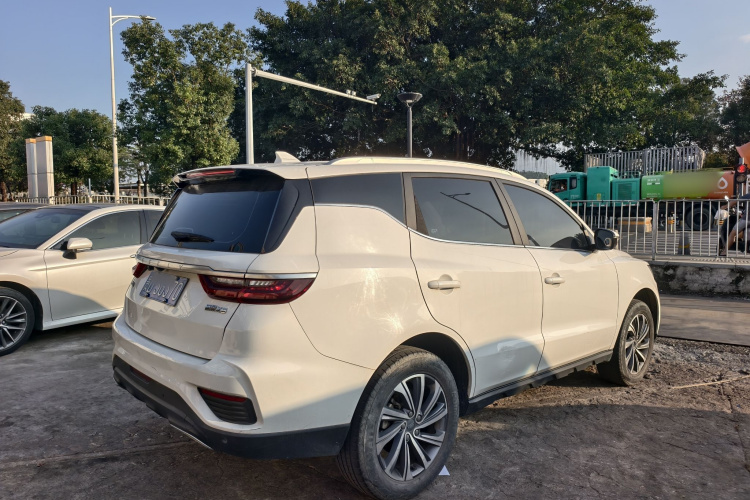 GEELY Vision X6 2019 car image #7