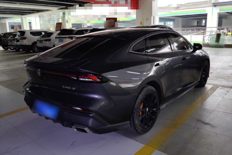 Changan UNI-V 2024 car image #7