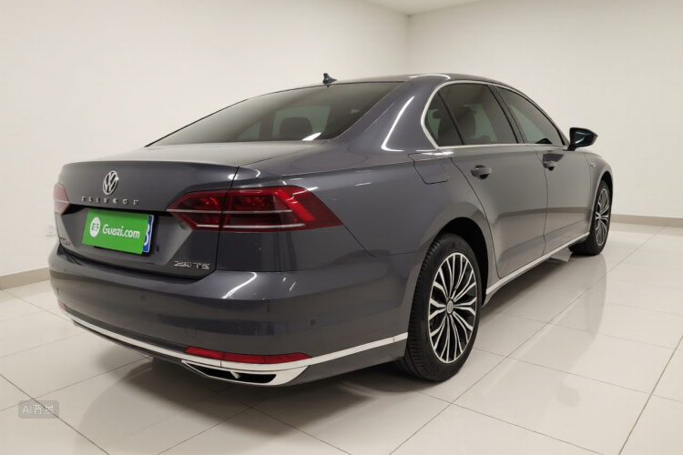 Volkswagen Phideon 2018 immagine di auto #7