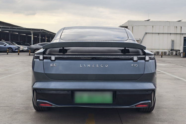 Lynk & Co 2024 immagine di auto #7