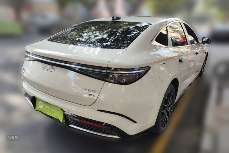 BYD Seal 07 DM-i 2025 car image #7