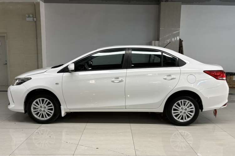 Vios 2017 car image #7