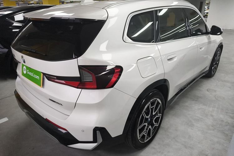 BMW iX1 2025 #7 BMW iX1 2025 car image #7