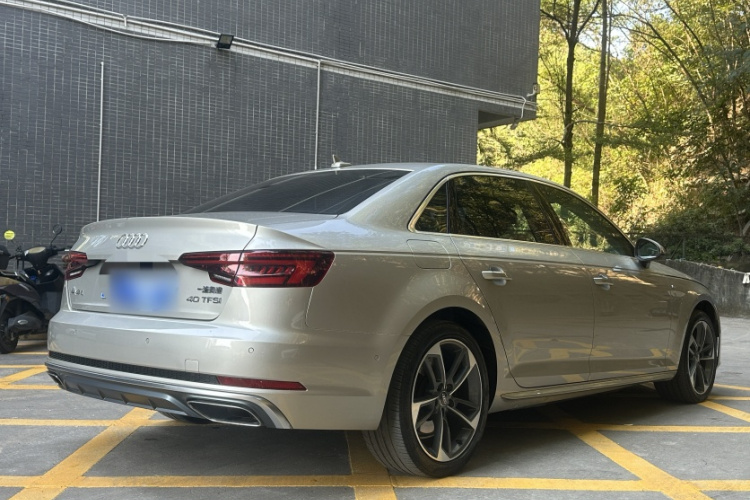 Audi A4L 2020 #7 Audi A4L 2020 car image #7