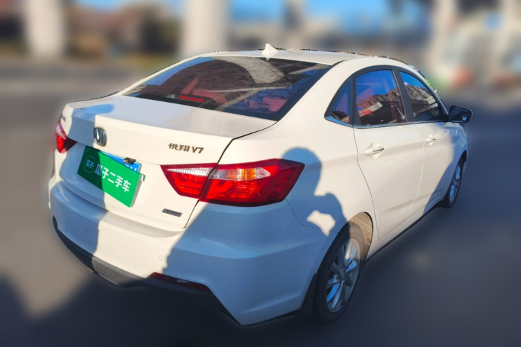 Changan Alsvin V7 2017 car image #7