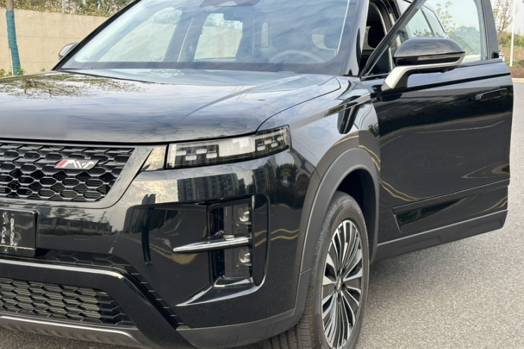 Tiggo7 C-DM 2025 car image #7