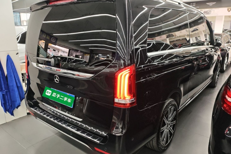 Mercedes-Benz V Class 2022 #7 Mercedes-Benz V Class 2022 car image #7