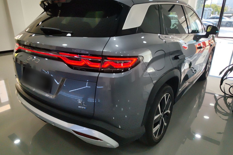 BYD SongL DM-i 2025 car image #7