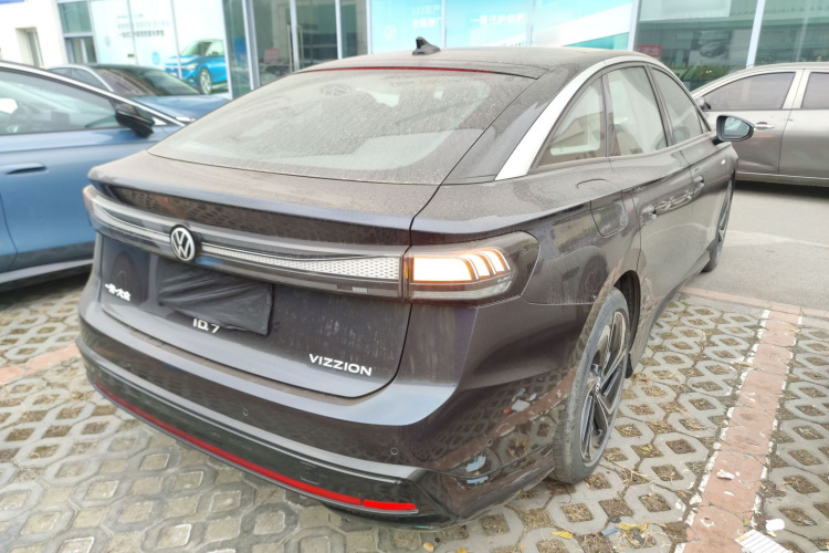 Volkswagen ID.7 Vizzion 2025 #7 Volkswagen ID.7 Vizzion 2025 car image #7