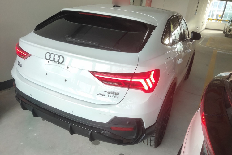 Audi Q3 Sportback 2022 #7 Audi Q3 Sportback 2022 car image #7