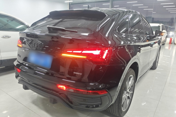 Audi Q5L Sportback 2023 #7 Audi Q5L Sportback 2023 car image #7