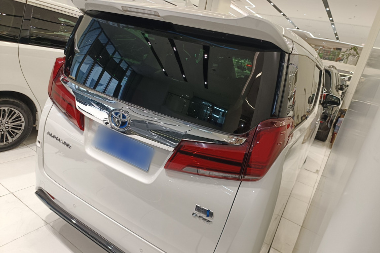 Toyota Alphard 2021 #7 Toyota Alphard 2021 car image #7