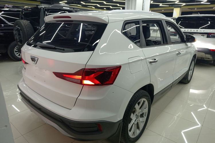 VS5 2020 car image #7