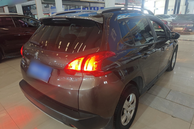 Peugeot 2008 2016 car image #7