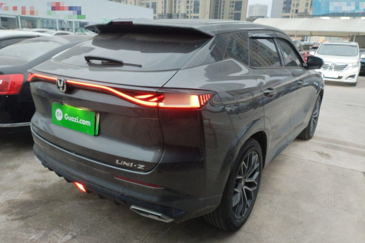 Changan UNI-Z PHEV 2024 #7 Changan UNI-Z PHEV 2024 car image #7