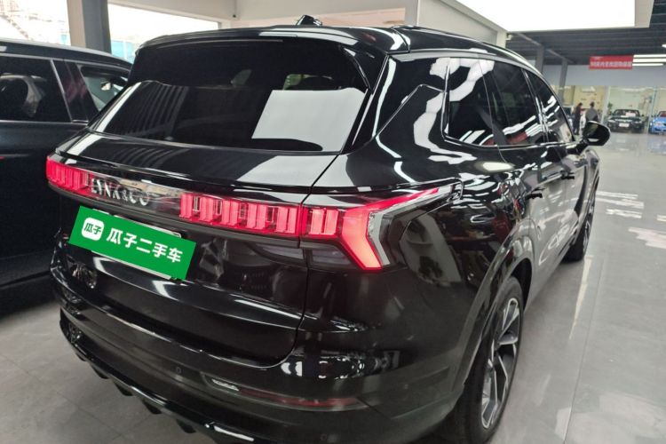Lynk & Co 09 EM-P 2022 car image #7