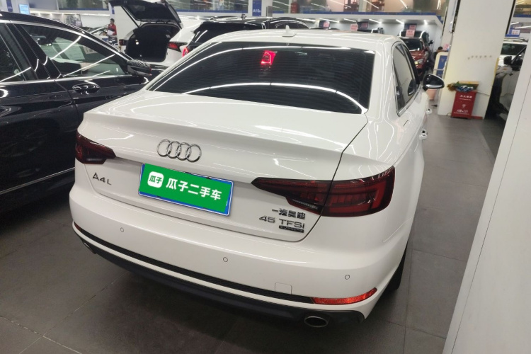 Audi A4L 2018 #7 Audi A4L 2018 car image #7