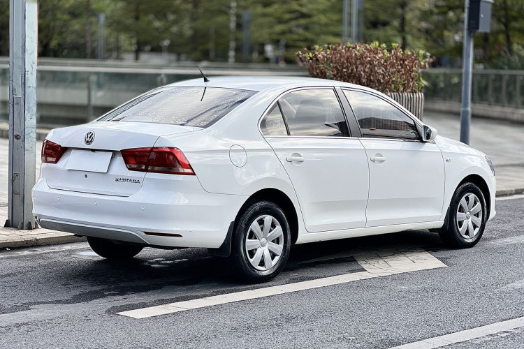 Santana 2020 car image #7
