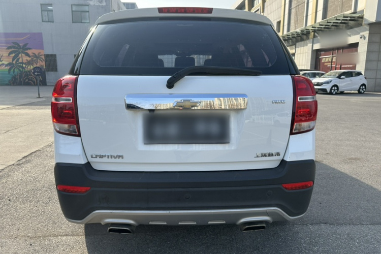 Chevrolet Captiva 2015 car image #7