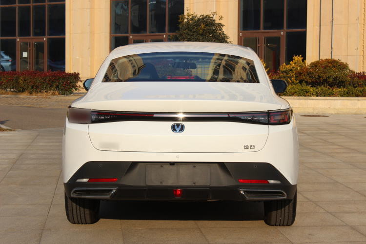 Changan EadoPHEV 2025 immagine di auto #7