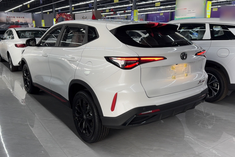 Changan X5 PLUS car image #7
