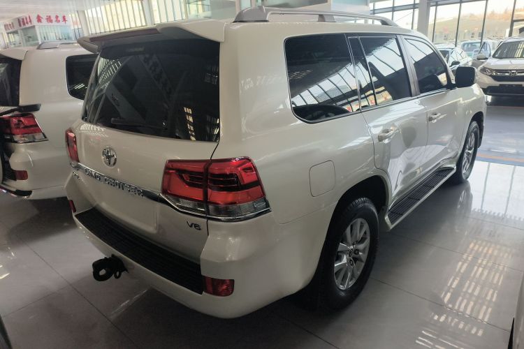 Toyota 2019 car image #7