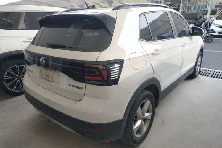 Volkswagen T-Cross 2020 car image #7