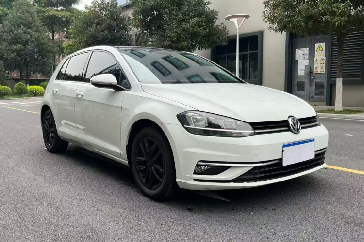 Volkswagen Golf 2019 immagine di auto #7